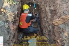 Pemasangan-Pipa-HDPE-Diameter-63-mm-di-Kelurahan-Pondok-Bambu-–-Proyek-SPAM-Jatiluhur-Hilir-4