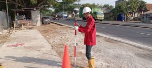 Diagram proteksi katodik pada pipa gas baja yang menggunakan metode geolistrik.